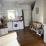 Burlington - Ulverston, District. Дом отдыха Улверстон